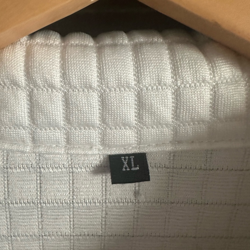 White Quilted Women’s shirt - Picture 2 of 9